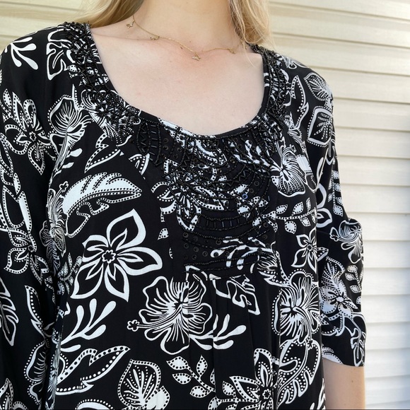 Beaded Neck Patio Casuals  by Cabernet Caftan Maxi Dress - Picture 3 of 12